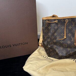 In Box Louis Vuitton bag! Never used